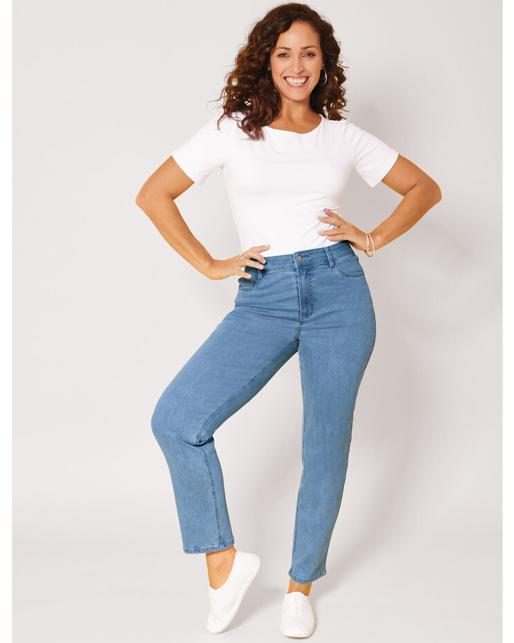 Women's Petite DenimEase Full-Elastic Classic Pull-On Jeans