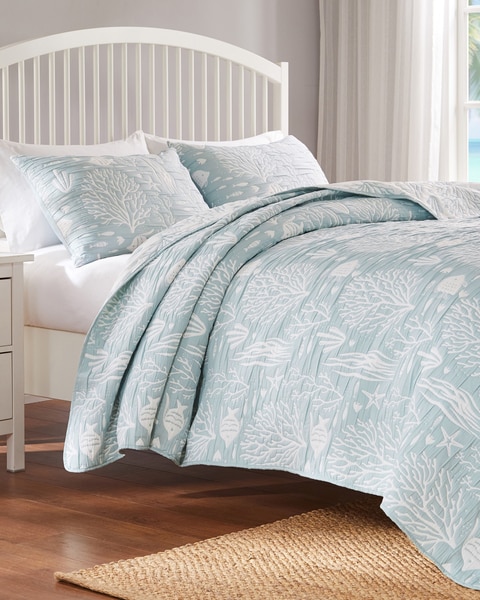 Greenland Home Fashions Marina Quilt Set